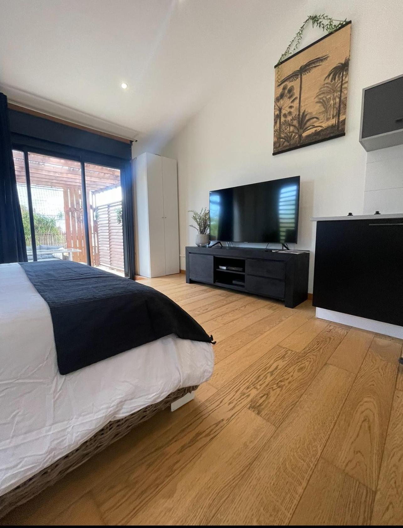 Case A Roches Saint-Gilles Les Bains Exterior photo